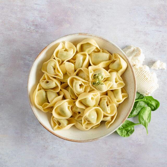 Dell'Ugo Spinach & Ricotta Tortelloni thumbnail 2