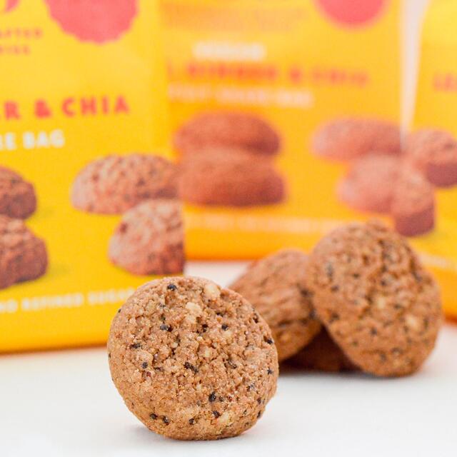 Rhythm 108 Swiss Vegan Lemon, Ginger & Chia Biscuit Share Bag thumbnail 3