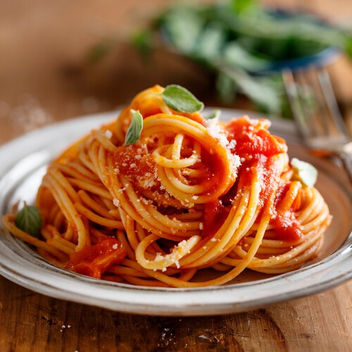 Cirio Italian Chopped Tomatoes thumbnail 2