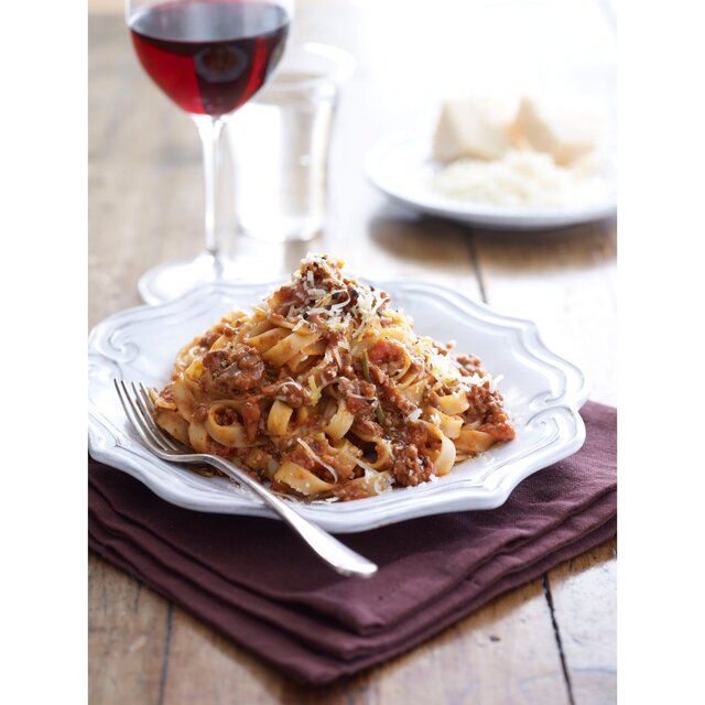 Cirio Peeled Plum Tomatoes thumbnail 2