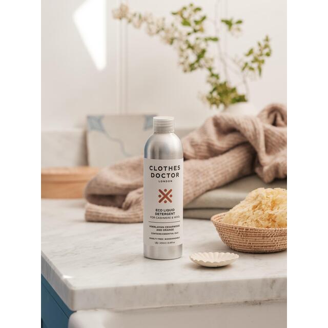Clothes Doctor Eco Liquid Detergent for Cashmere & Wool thumbnail 4