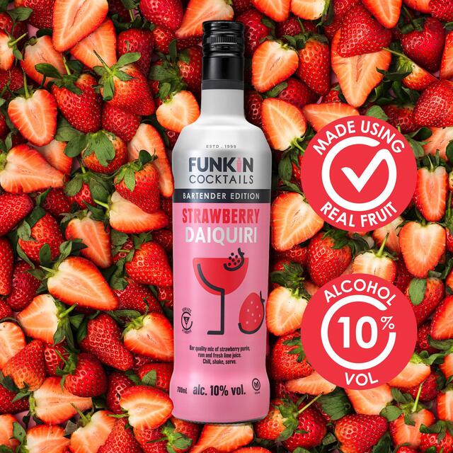 Funkin Strawberry Daiquiri Cocktail Bottle thumbnail 3