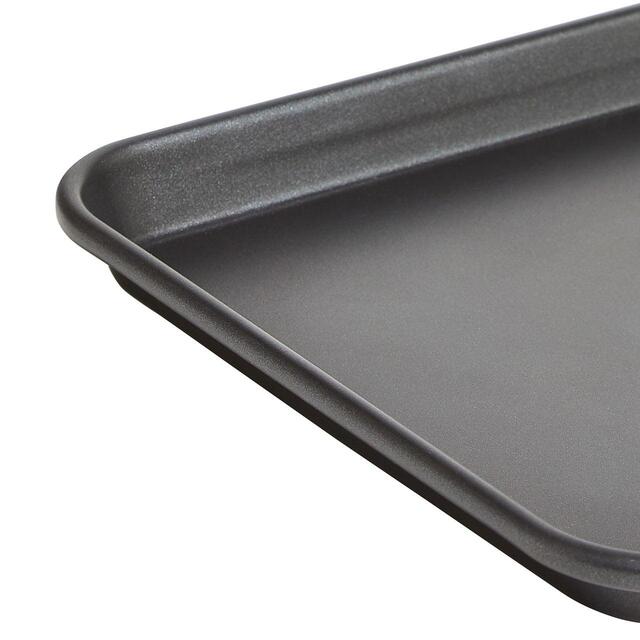 M&S Pro Roast Baking & Oven Tray 39cm thumbnail 3