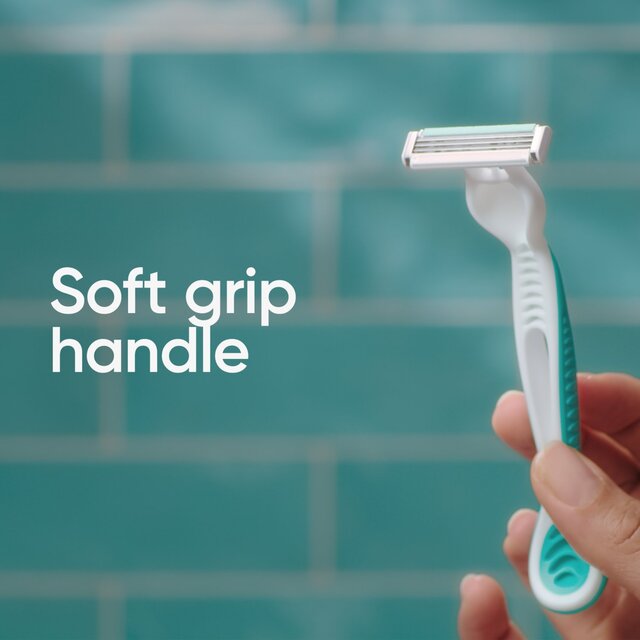 Gillette Venus 3 Disposable Razors Sensitive thumbnail 6