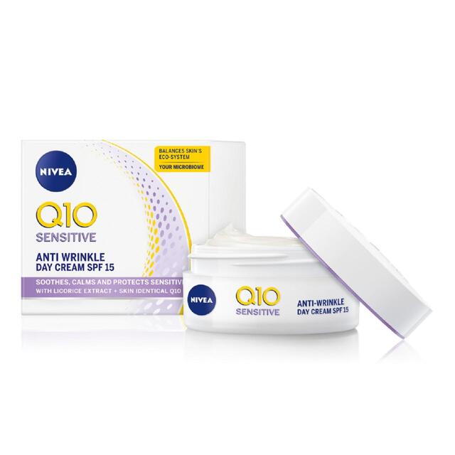 NIVEA Q10 Power Anti-Wrinkle Day Face Cream SPF15 for Sensitive Skin thumbnail 2