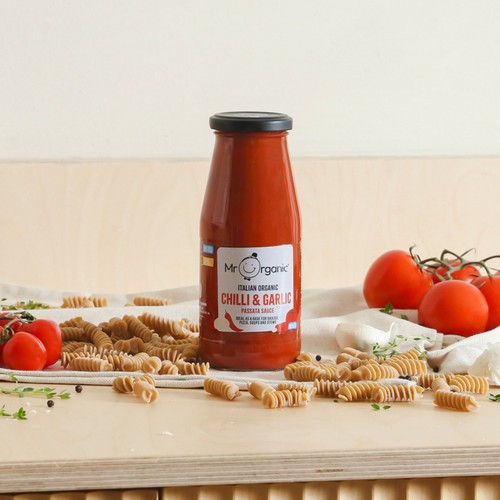 Mr Organic Chilli & Garlic Passata Sauce thumbnail 2