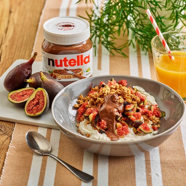 Nutella Hazelnut Chocolate Spread thumbnail 5