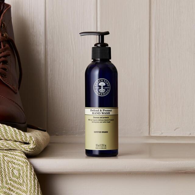 Neal's Yard Remedies Defend & Protect Hand Wash thumbnail 3