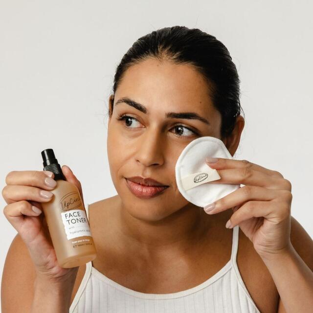UpCircle Cotton + Bamboo Make Up Remover Pads thumbnail 3