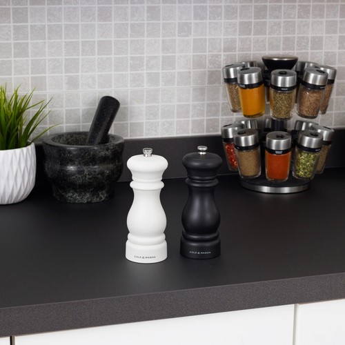 Cole & Mason Southwold Capstan Salt & Pepper Mill Set thumbnail 4
