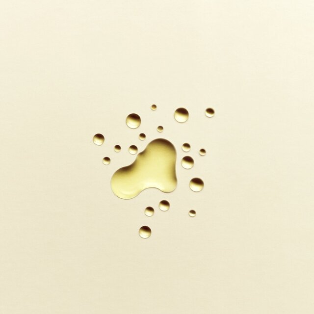 Hawaiian Tropic Protective SPF 30 Dry Oil Sunscreen Spray thumbnail 6