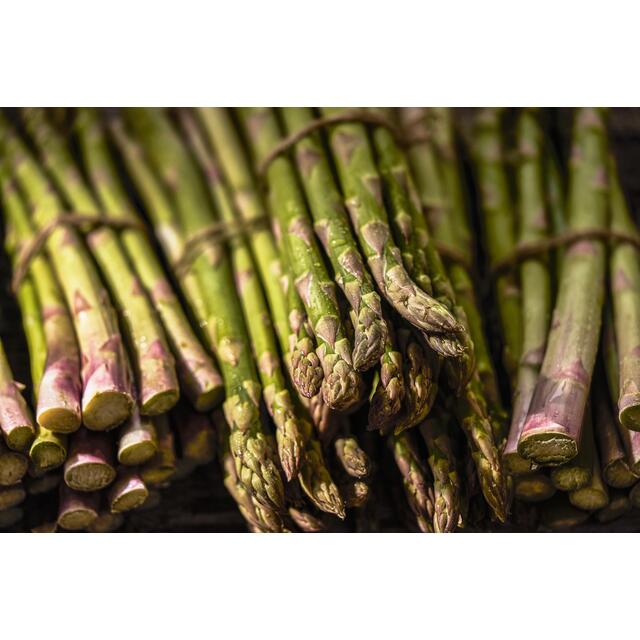 M&S UK Jumbo Asparagus thumbnail 3