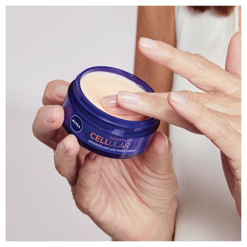 NIVEA Hyaluron Cellular Elasticity Filler Anti Wrinkle Night Cream thumbnail 3