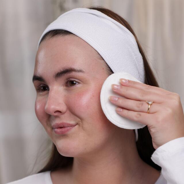 Evolve Beauty Deep Clean Micellar Water thumbnail 3