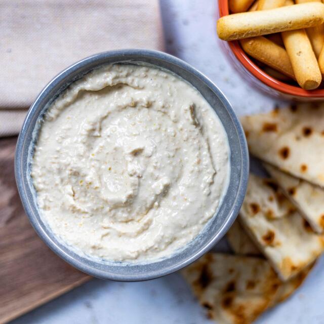 M&S Classic Houmous thumbnail 5