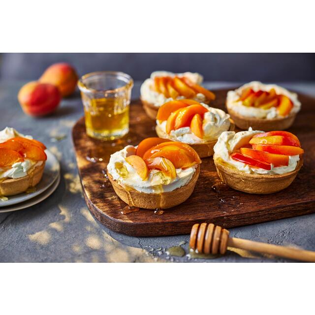 M&S Collection Single Apiary Pure British Honey thumbnail 3