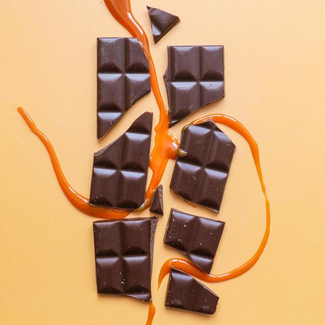 H!P Salted Caramel Oat M!lk Chocolate thumbnail 3