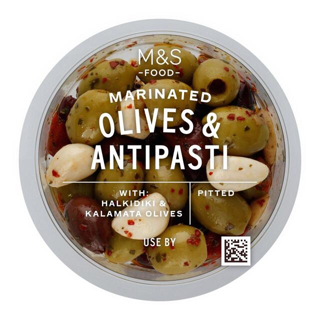 M&S Olive & Antipasti Medley thumbnail 2