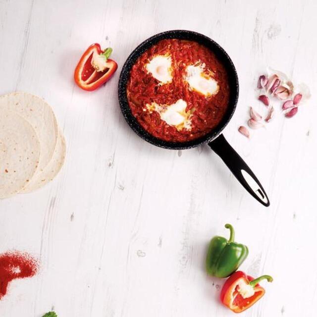 Zyliss Ultimate 20cm & 28cm Non-Stick Frying Pans thumbnail 4