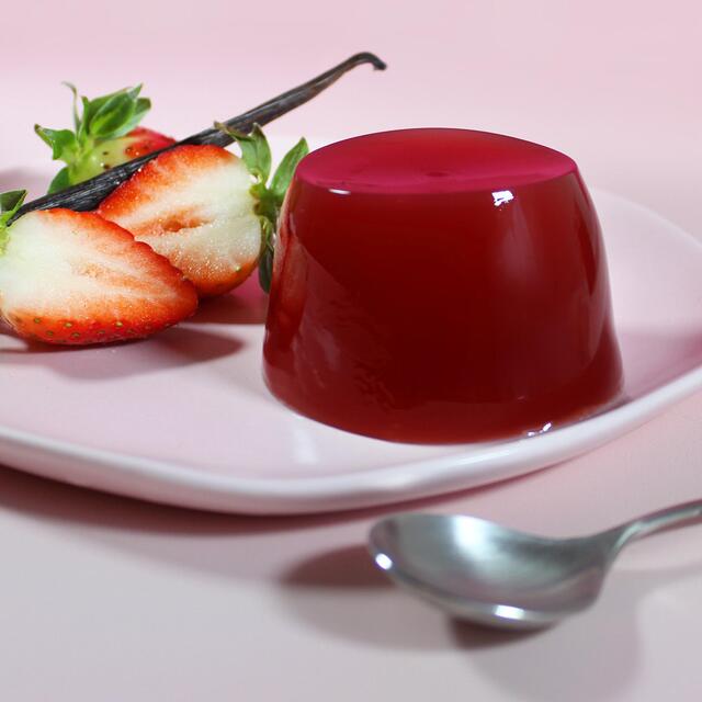 Wibble Strawberry & Vanilla Jelly Pot thumbnail 3
