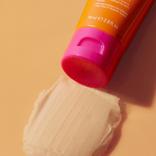 Nip+Fab Vitamin C Fix Facial Scrub thumbnail 3