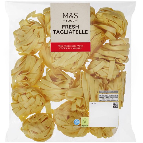 M&S Fresh Tagliatelle thumbnail 2