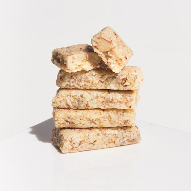 Fatt Coconut & Macadamia Ketogenic Nut Bar thumbnail 4