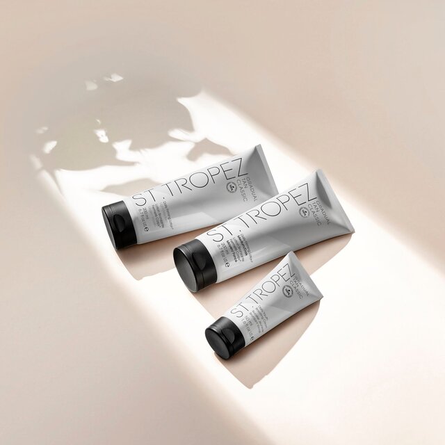 St Tropez Gradual Tan Classic Daily Firming Lotion Medium thumbnail 7