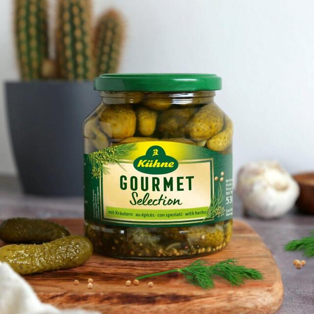 Kuhne Gourmet Gherkins with Herbs thumbnail 4