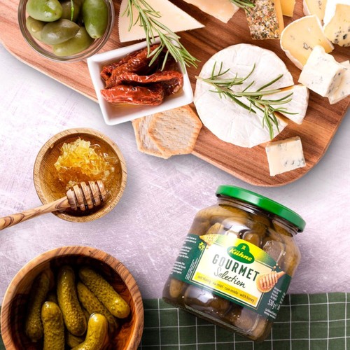 Kuhne Gourmet Gherkins with Honey thumbnail 4