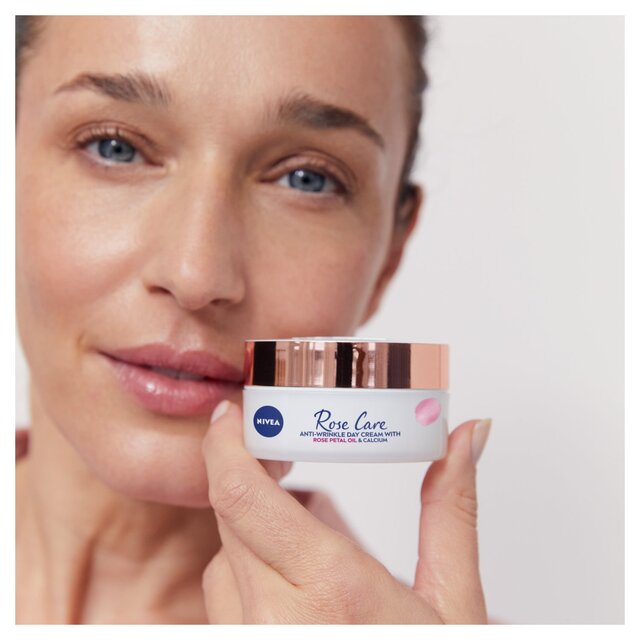 NIVEA Rose Care Anti Wrinkle Day Cream with Rose Petal Oil & Calcium thumbnail 2