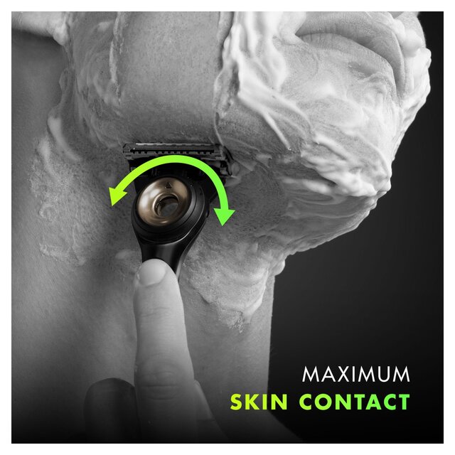 Gillette Labs Exfoliating Razor With Magnetic Stand Black & Gold Edition thumbnail 2