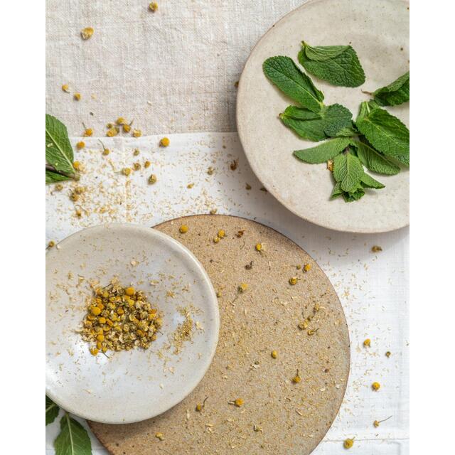 Clothes Doctor Deodorising Clothing Spritz thumbnail 3