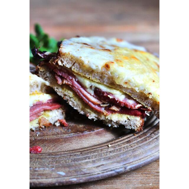 The Jolly Hog Black Treacle Ham thumbnail 2