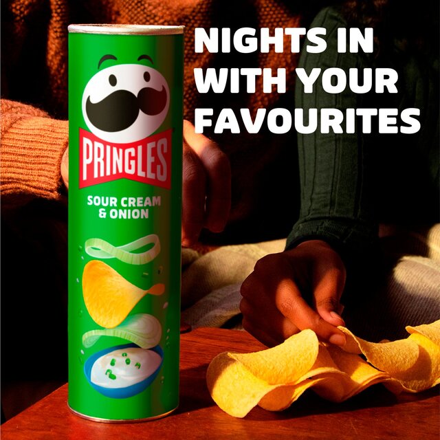 Pringles Sour Cream & Onion Crisps Can thumbnail 5