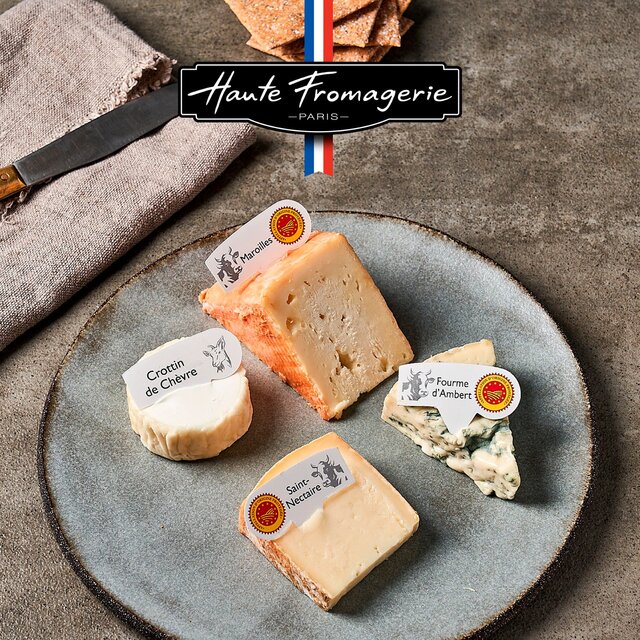 Haute Fromagerie Small Cheese Selection Pack thumbnail 2