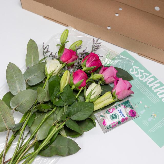 Lily & Rose Bouquet thumbnail 4