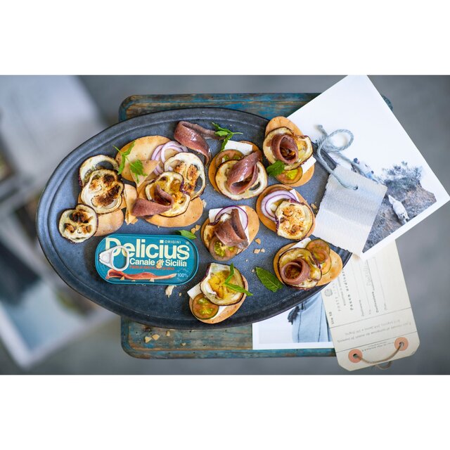 Delicius Strait of Sicily Anchovy Fillets in Olive Oil thumbnail 2