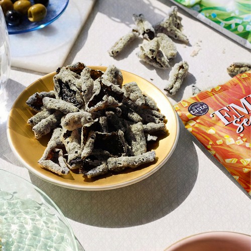Emily Seaweed Crisps, Vegan Cheese thumbnail 2