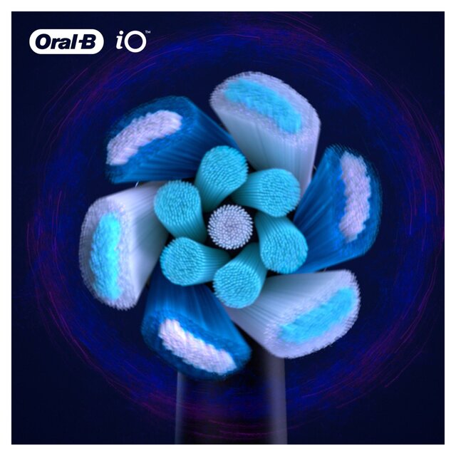 Oral-B iO Ultimate Clean Black Electric Toothbrush Heads thumbnail 6