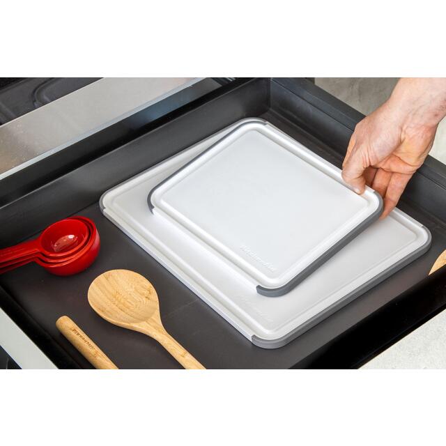 KitchenAid 2 Pce Non-Slip Chopping Board Set thumbnail 6