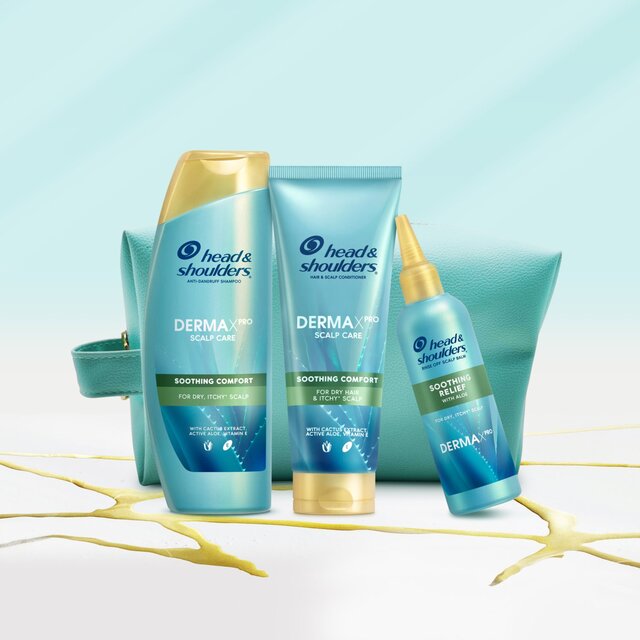Head & Shoulders DERMAXPRO Scalp Care Shampoo + Conditioning Gift Set thumbnail 3