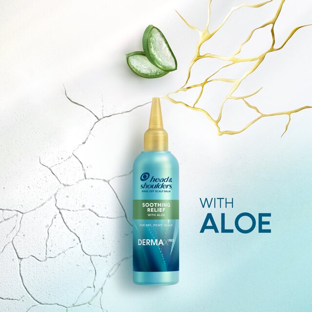 Head & Shoulders DERMAXPRO Scalp Care Shampoo + Conditioning Gift Set thumbnail 9