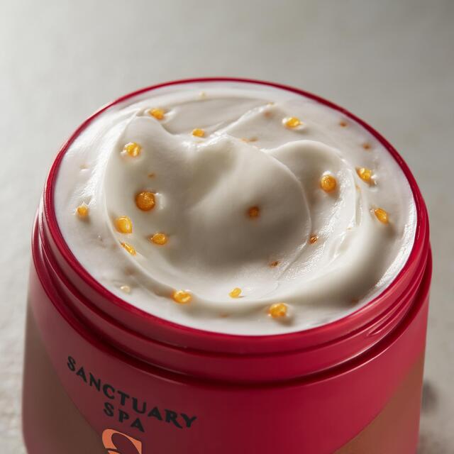 Sanctuary Spa Ruby Oud Natural Oils Melting Pearls Body Butter thumbnail 4