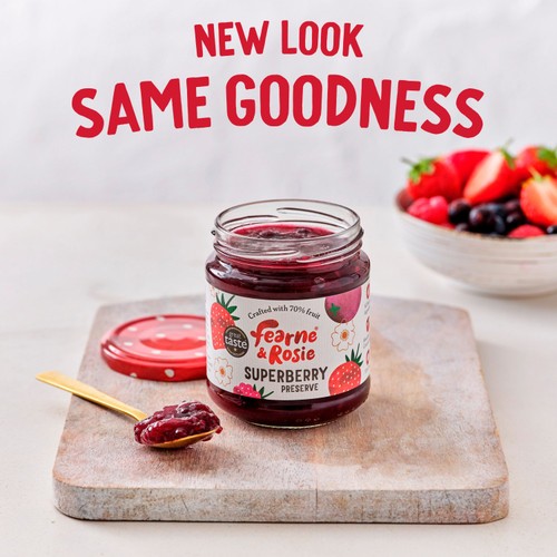 Fearne & Rosie Superberry Jam 70% Fruit thumbnail 3