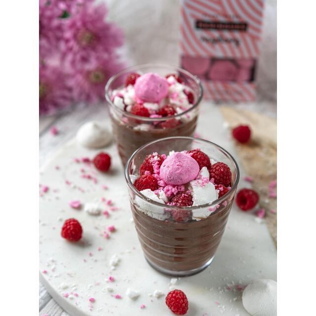 London Apron Raspberry Plant Based Meringues thumbnail 3