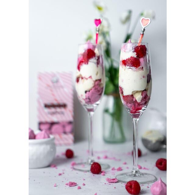 London Apron Raspberry Plant Based Meringues thumbnail 5