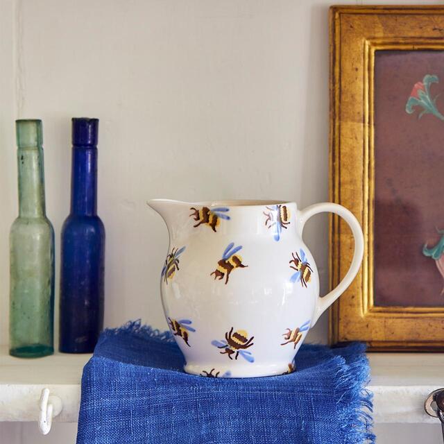 Emma Bridgewater Bumblebee 1/2 Pint Jug thumbnail 5