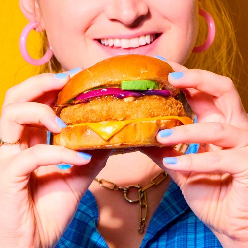 Moving Mountains No Chicken Burger thumbnail 3