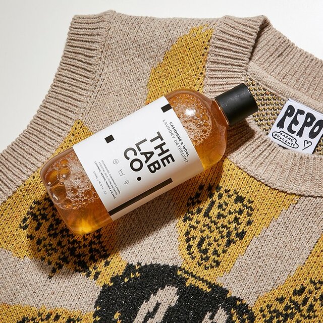 The Lab Co. Cashmere and Wool Non Bio Laundry Detergent 32 Washes thumbnail 2